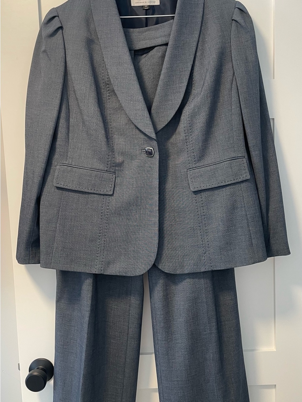Tahari Classic Dark Gray Tweed  Suit Jacket & Trouser Set